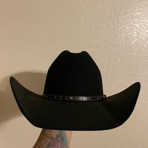 Justin 2x black hills wool hat 55.      6 7/8